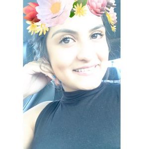 Meet your Posher, Cami